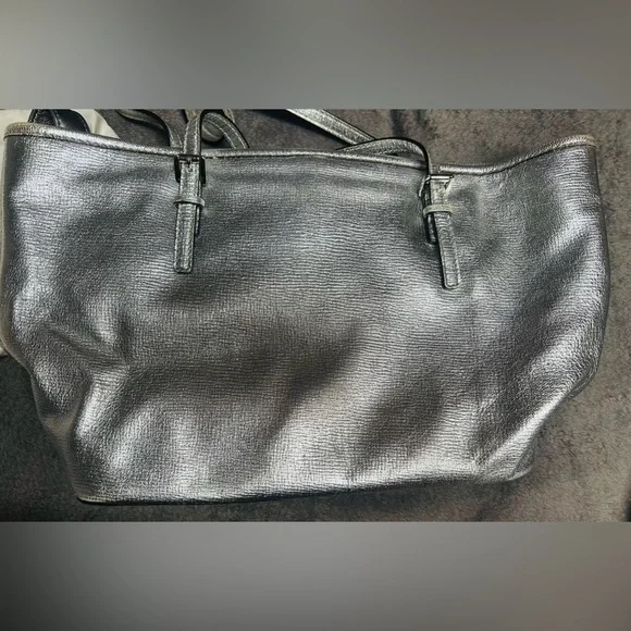 Authentic Michael Kors purse with wallet - Picture 9 of 14